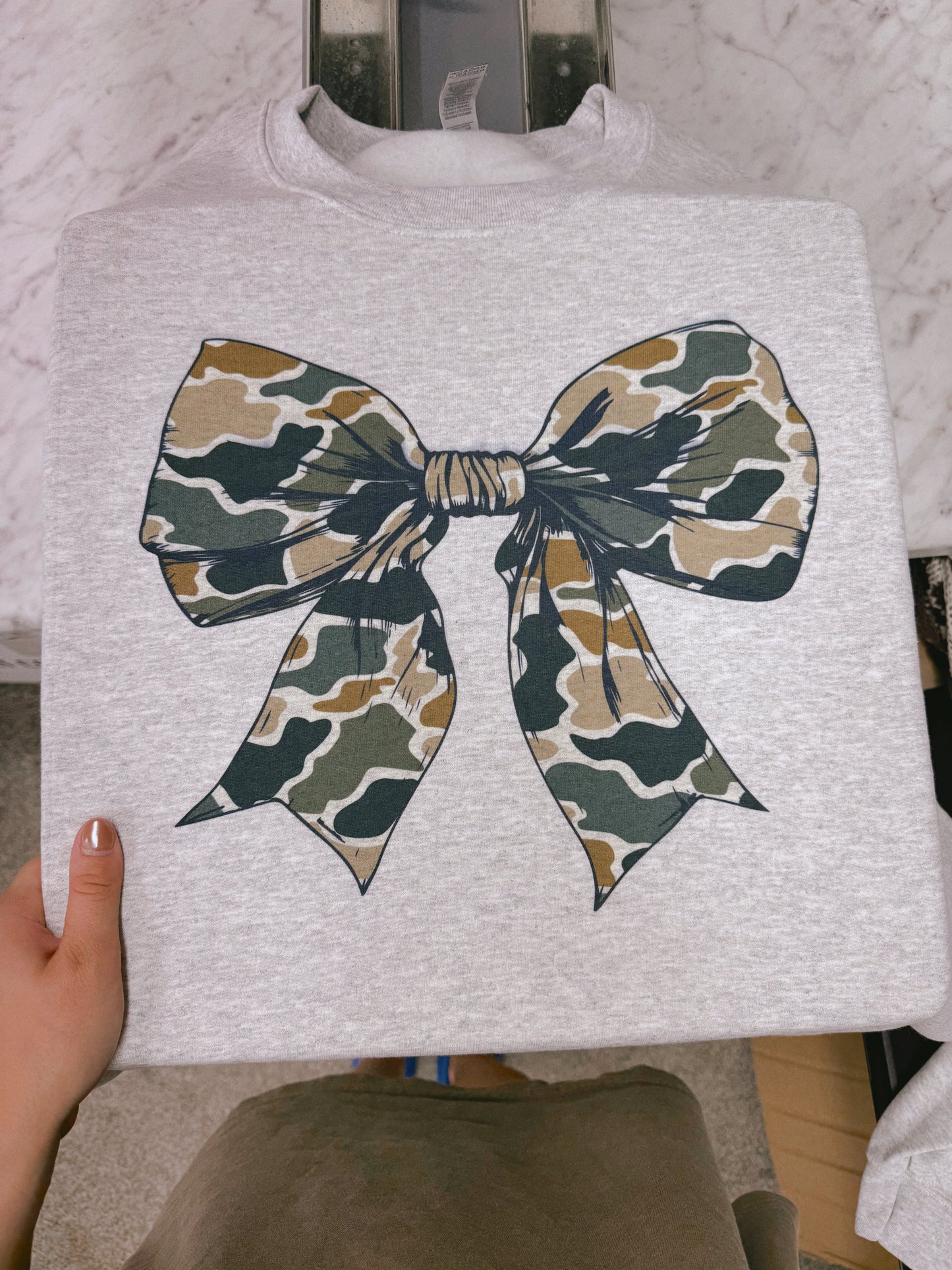 DUCK CAMO BOW